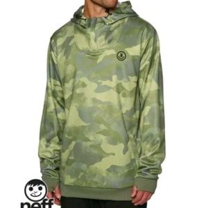 Neff Men's Hero Shredder Camo Fleece 1/4 Zip Loose